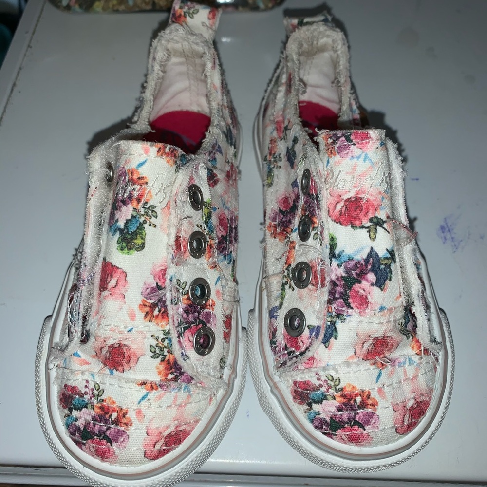 Blowfish Toddler Velcro Shoes